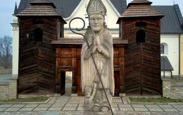 Zabytki gminy Brody - barokowy kościół w Krynkach wraz z cmentarzem 4