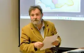 Od dworskich sukni po armatnie grzmoty - odkryj na nowo powstanie listopadowe Wiele os&oacute;b zainteresowanych historią, przybyło na otwarcie wystawy w Izbie Tradycji i Dziedzictwa Kulturowego w Brodach. T 8