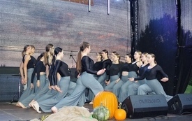 Gminno-Powiatowe Święto Plon&oacute;w w Brodach 25