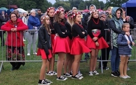 Gminno-Powiatowe Święto Plon&oacute;w w Brodach 28