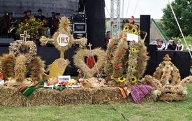 Gminno-Powiatowe Święto Plon&oacute;w w Brodach 149