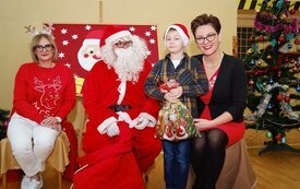 Mikołaj wśr&oacute;d najmłodszych (przredszkola, oddziały przedszkolne, punkty dziennej opieki) 1