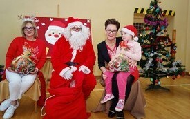 Mikołaj wśr&oacute;d najmłodszych (przredszkola, oddziały przedszkolne, punkty dziennej opieki) 3