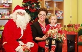 Mikołaj wśr&oacute;d najmłodszych (przredszkola, oddziały przedszkolne, punkty dziennej opieki) 72