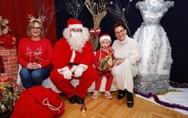 Mikołaj wśr&oacute;d najmłodszych (przredszkola, oddziały przedszkolne, punkty dziennej opieki) 123