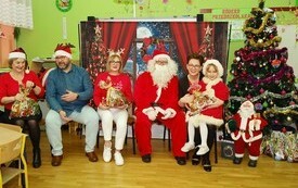 Mikołaj wśr&oacute;d najmłodszych (przredszkola, oddziały przedszkolne, punkty dziennej opieki) 205