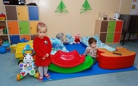 Mikołaj wśr&oacute;d najmłodszych (przredszkola, oddziały przedszkolne, punkty dziennej opieki) 286