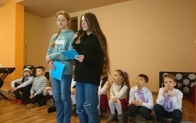 Dzieci ze szkoły w Krynkach wystąpiły dla senior&oacute;w DPS "Relax" 7