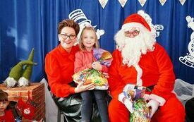 Mikołaj wraz z W&oacute;jhtem Gminy Brody odwiedził wszystkie przedszkola i punkty dziennego opiekuna dla dzieci do lat 3 73