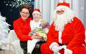Mikołaj wraz z W&oacute;jhtem Gminy Brody odwiedził wszystkie przedszkola i punkty dziennego opiekuna dla dzieci do lat 3 106
