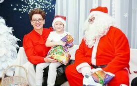 Mikołaj wraz z W&oacute;jhtem Gminy Brody odwiedził wszystkie przedszkola i punkty dziennego opiekuna dla dzieci do lat 3 107