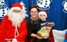 Mikołaj wraz z W&oacute;jhtem Gminy Brody odwiedził wszystkie przedszkola i punkty dziennego opiekuna dla dzieci do lat 3 141