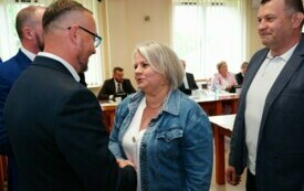 Nowy w&oacute;jt, nowa rada i atmosfera nadziei! Ślubowianie radnych i Ernesta Kumka - W&oacute;jta Gminy Brody 35