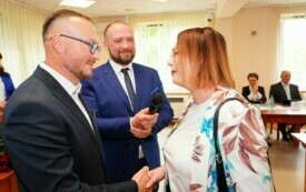 Nowy w&oacute;jt, nowa rada i atmosfera nadziei! Ślubowianie radnych i Ernesta Kumka - W&oacute;jta Gminy Brody 50