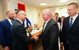 Nowy w&oacute;jt, nowa rada i atmosfera nadziei! Ślubowianie radnych i Ernesta Kumka - W&oacute;jta Gminy Brody 74