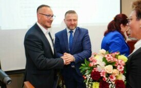 Nowy w&oacute;jt, nowa rada i atmosfera nadziei! Ślubowianie radnych i Ernesta Kumka - W&oacute;jta Gminy Brody 78