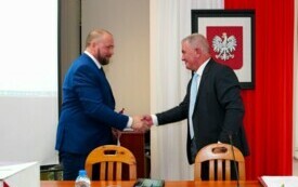 Nowy w&oacute;jt, nowa rada i atmosfera nadziei! Ślubowianie radnych i Ernesta Kumka - W&oacute;jta Gminy Brody 83