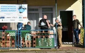 Wędrowali podczas pieszego maratonu &bdquo;Wok&oacute;ł Komina&rdquo; 16