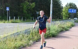 Wędrowali podczas pieszego maratonu &bdquo;Wok&oacute;ł Komina&rdquo; 111