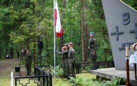 Uroczystość patriotyczna w Borze Kunowskim - 4 lipca 2024 r. 25