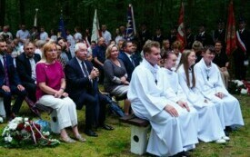 Uroczystość patriotyczna w Borze Kunowskim - 4 lipca 2024 r. 32