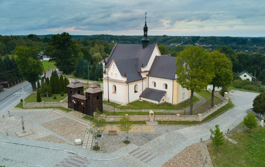 Zabytki gminy Brody - barokowy kości&oacute;ł w Krynkach 23