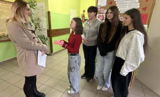 Zdjęcie do Szkolny klub wolontariatu z myślą o dzielnej bohaterce 