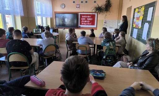 Narodowy Dzień Pamięci Żołnierzy w Publicznej Szkole Podstawowej w Adamowie