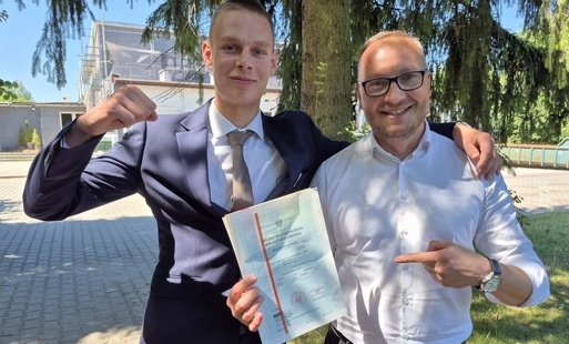 Zdjęcie do Nagrody dla uczni&oacute;w z najwyższą średnią, finalist&oacute;w i laureat&oacute;w wojew&oacute;dzkich konkurs&oacute;w przedmiotowych