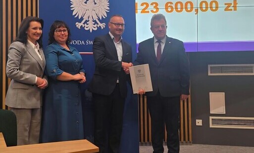 Zdjęcie do Kolejne wsparcie dla senior&oacute;w z Gminy Brody