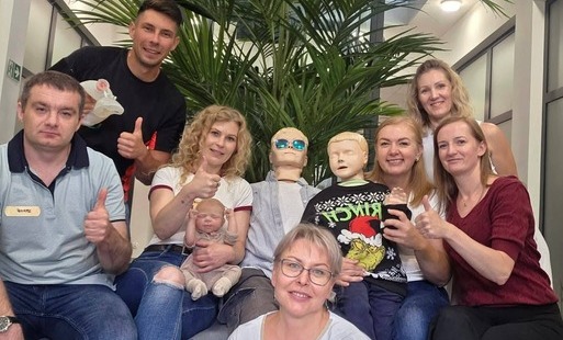 Zdjęcie do Pracownicy Centrum Rehabilitacji i Edukacji Społecznej doskonalili umiejętności udzielania pierwszej pomocy