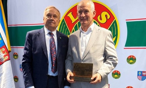 Zdjęcie do 80 lat Ludowych Zespoł&oacute;w Sportowych. Jubileusz z udziałem prezesa i trenera LKB Rudnik Sylwestra Dudka